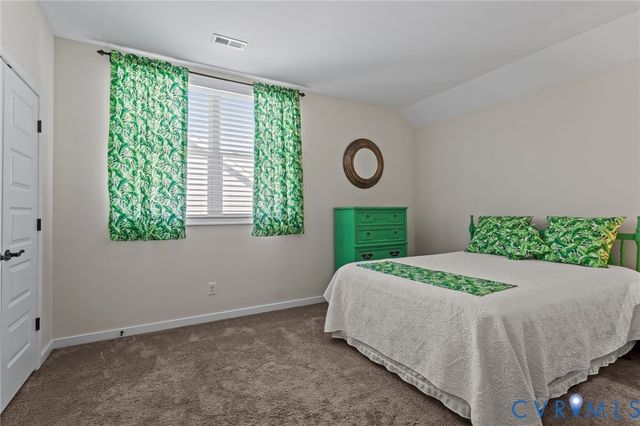 7254 Emerald Point Vis, Moseley, VA 23120