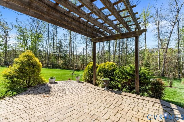 7254 Emerald Point Vis, Moseley, VA 23120