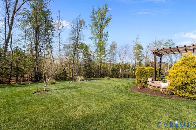 7254 Emerald Point Vis, Moseley, VA 23120