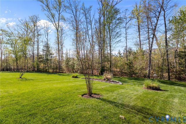 7254 Emerald Point Vis, Moseley, VA 23120