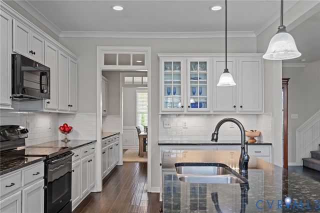 7254 Emerald Point Vis, Moseley, VA 23120