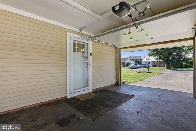 55 STANLEY AVE, Landisville, PA 17538