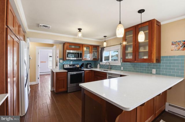 55 STANLEY AVE, Landisville, PA 17538