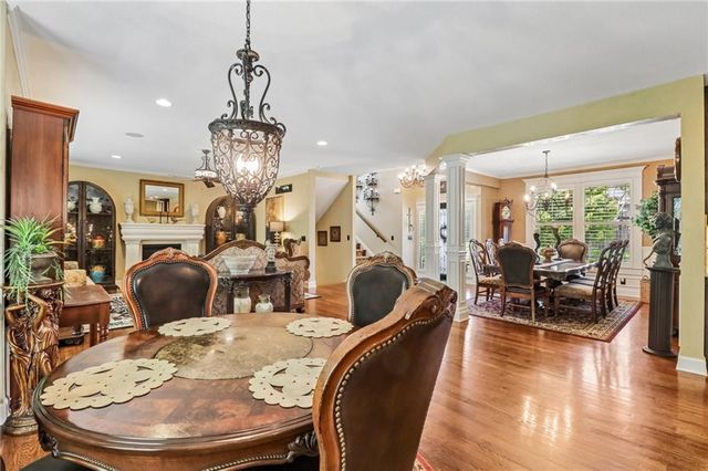 871 Clearview Drive, Lansing, KS 66043