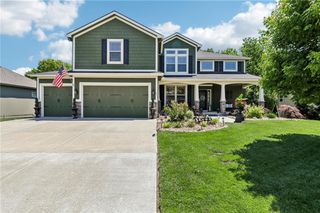 871 Clearview Drive, Lansing, KS 66043