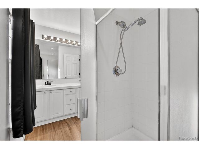 5555 E Briarwood Ave 504, Centennial, CO 80122