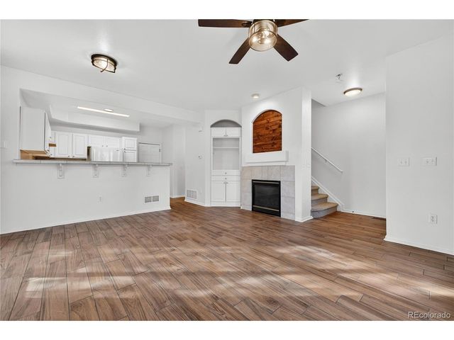 5555 E Briarwood Ave 504, Centennial, CO 80122