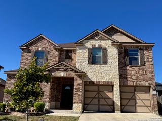 120 Anchor Blf, Universal City, TX 78148