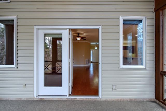 2 Risco Lane, Hot Springs Village, AR 71909