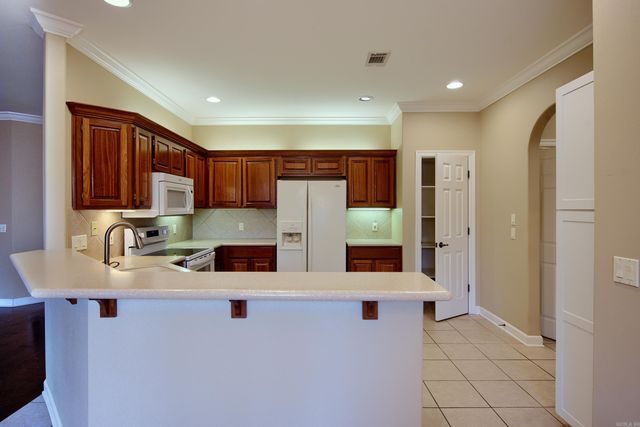 2 Risco Lane, Hot Springs Village, AR 71909