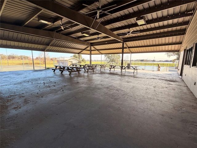 1126 Bronco Trail, Angleton, TX 77515