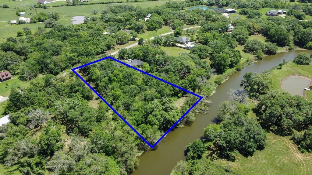 1126 Bronco Trail, Angleton, TX 77515