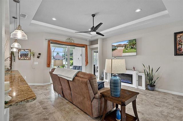 40 GRAHAM WOODS PLACE, Palm Coast, FL 32137