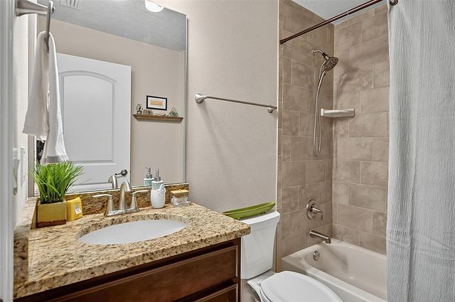 40 GRAHAM WOODS PLACE, Palm Coast, FL 32137