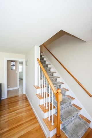 37 Maple St, West Boylston, MA 01583