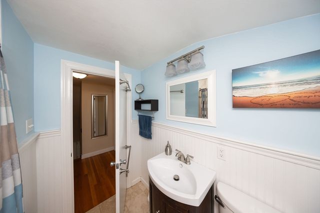 37 Maple St, West Boylston, MA 01583