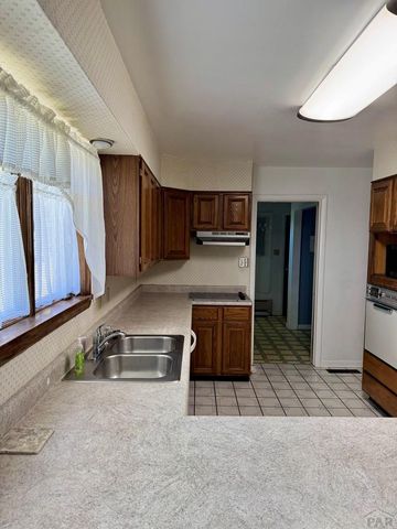 28520 County Rd 14, Rocky Ford, CO 81067