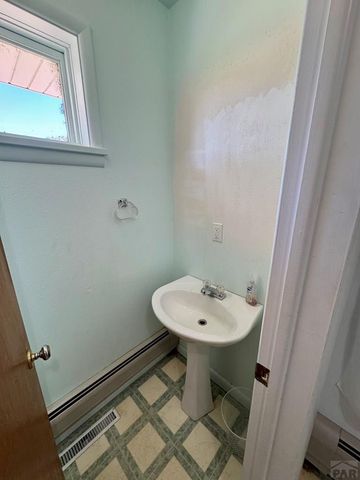 28520 County Rd 14, Rocky Ford, CO 81067