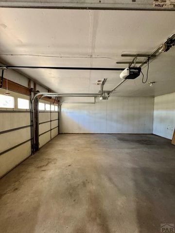 28520 County Rd 14, Rocky Ford, CO 81067