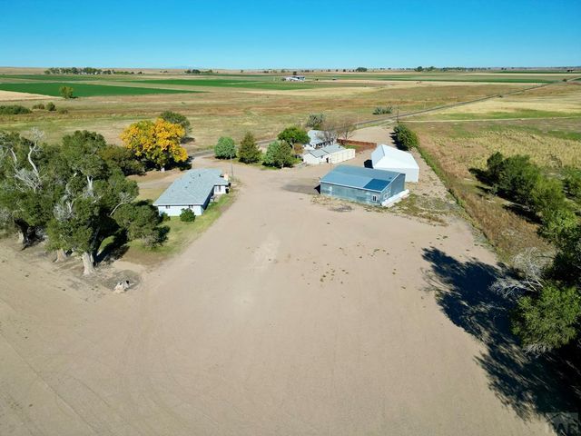 28520 County Rd 14, Rocky Ford, CO 81067