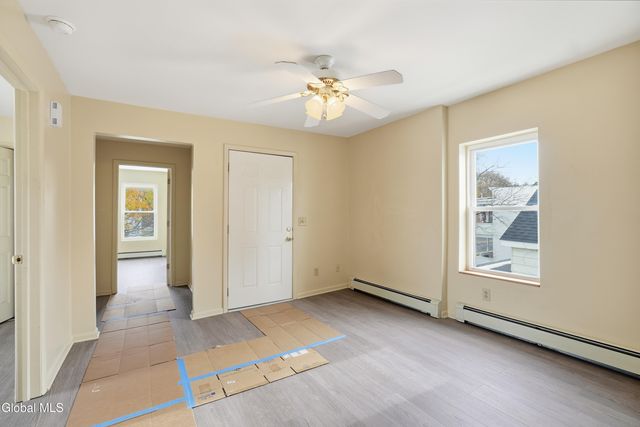 847 5th Avenue, Troy, NY 12182