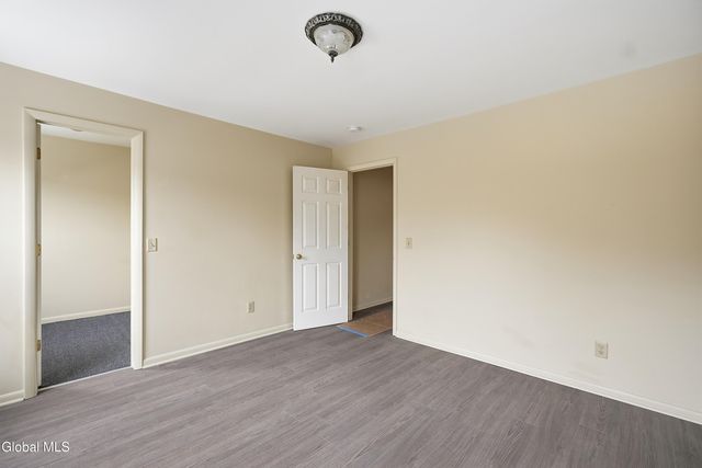 847 5th Avenue, Troy, NY 12182