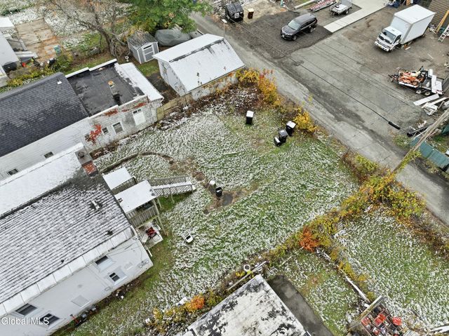 847 5th Avenue, Troy, NY 12182