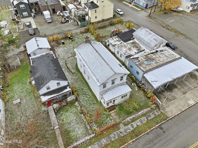 847 5th Avenue, Troy, NY 12182