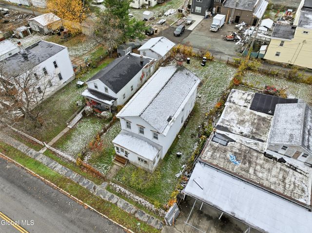 847 5th Avenue, Troy, NY 12182