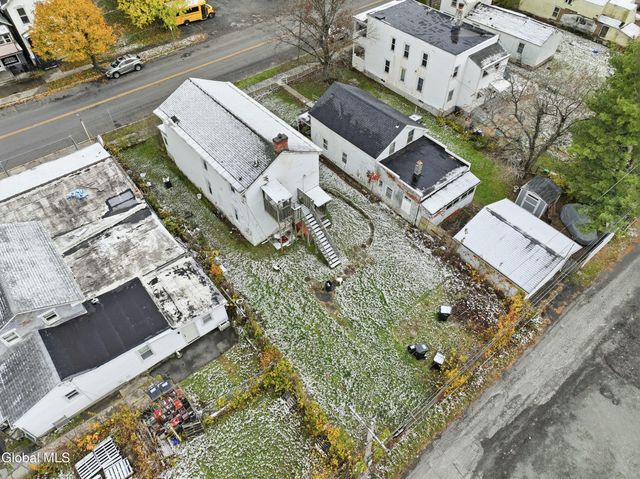 847 5th Avenue, Troy, NY 12182