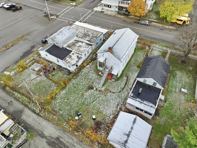 847 5th Avenue, Troy, NY 12182