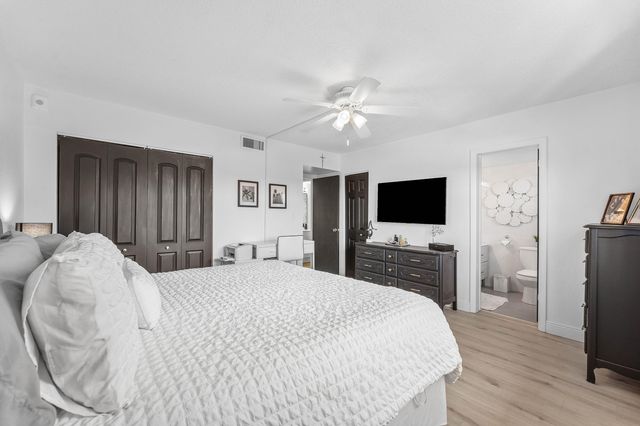 806 SE 7TH Street 408, Deerfield Beach, FL 33441