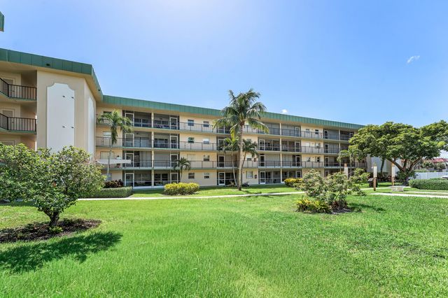 806 SE 7TH Street 408, Deerfield Beach, FL 33441