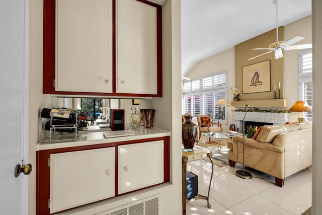 45 Verde Way, Palm Desert, CA 92260