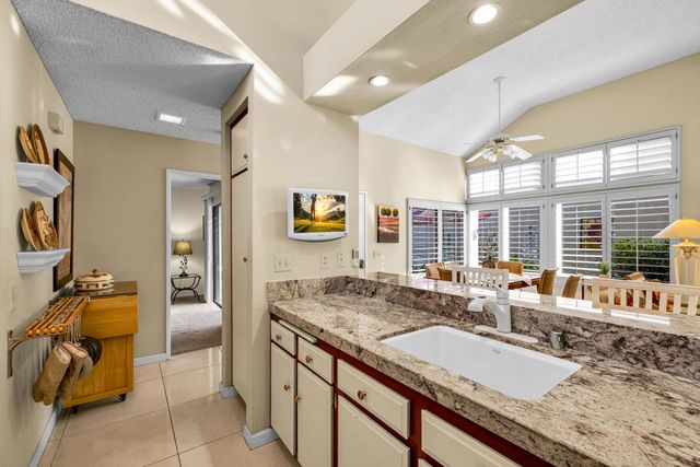 45 Verde Way, Palm Desert, CA 92260