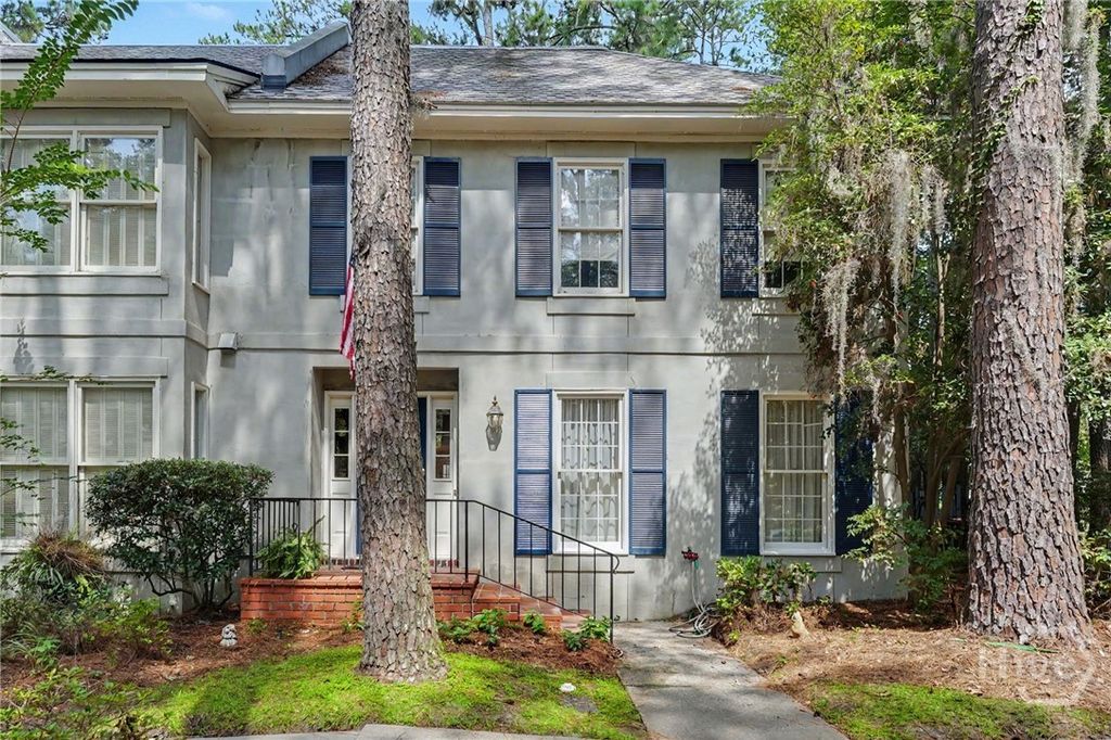 Image 3 of property listing at 5 Bundy Park, Savannah, GA 31406