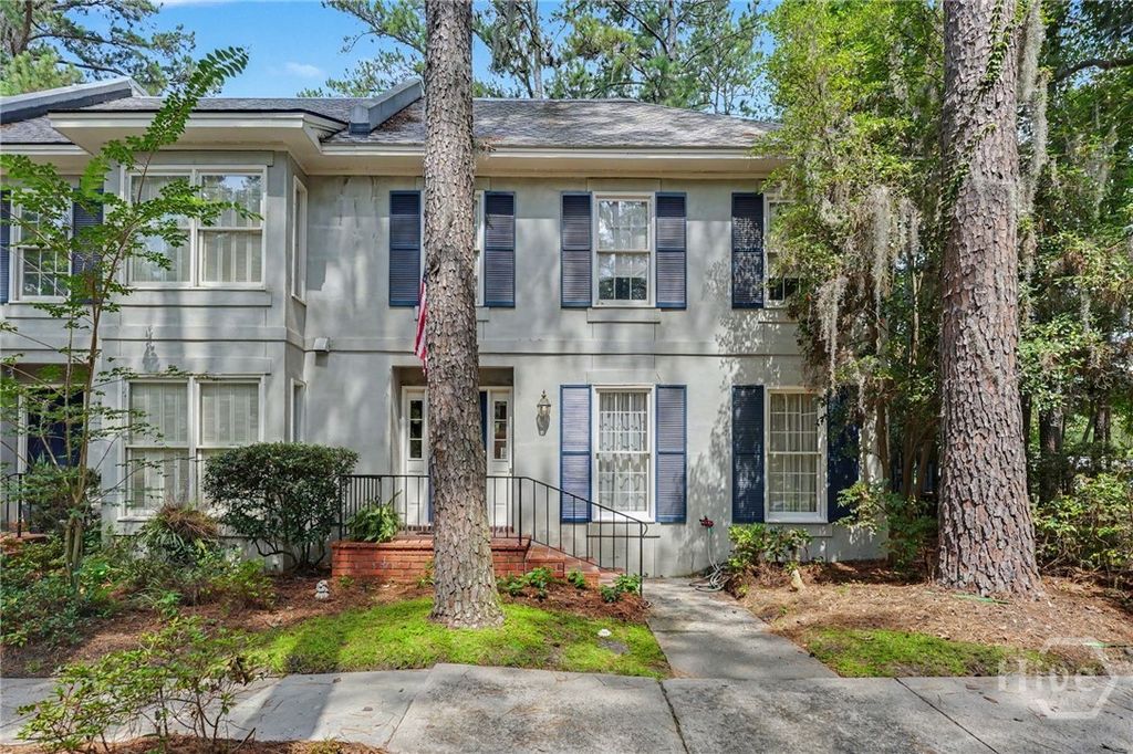 Image 4 of property listing at 5 Bundy Park, Savannah, GA 31406