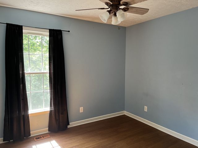3011 Bell St, Ashland City, TN 37015