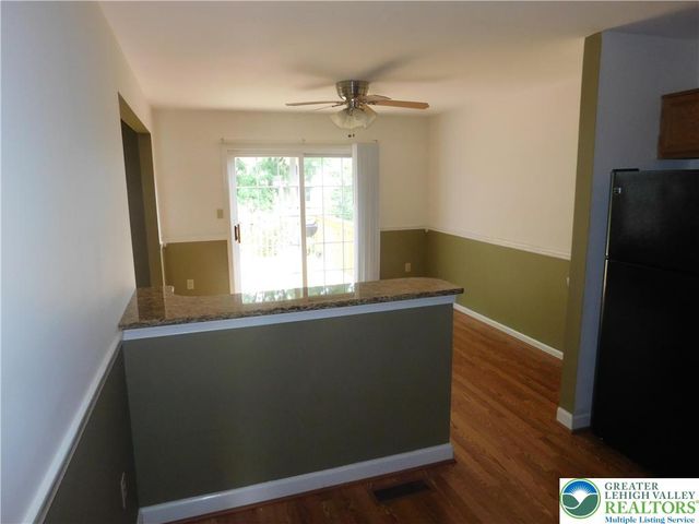 12 Freedom Terrace, Palmer Twp, PA 18045