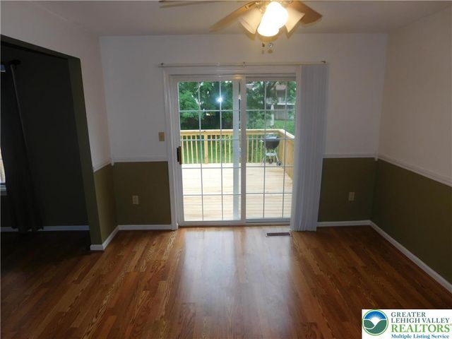 12 Freedom Terrace, Palmer Twp, PA 18045