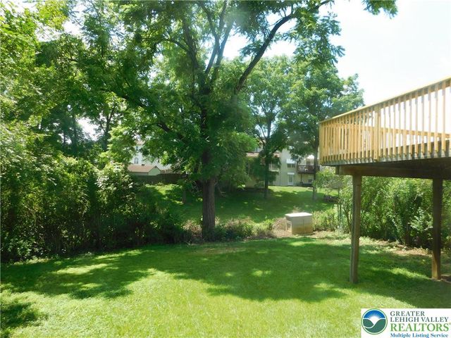 12 Freedom Terrace, Palmer Twp, PA 18045