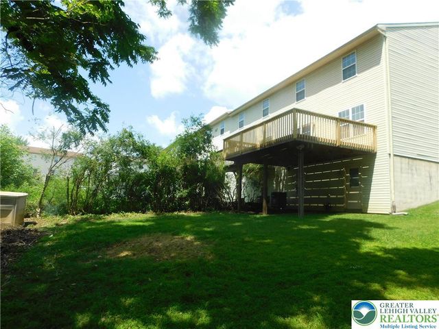 12 Freedom Terrace, Palmer Twp, PA 18045