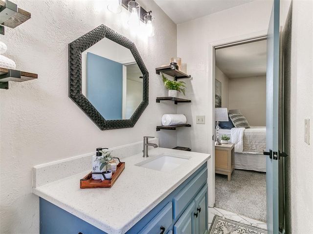 2202 Louise Lane, Norman, OK 73071