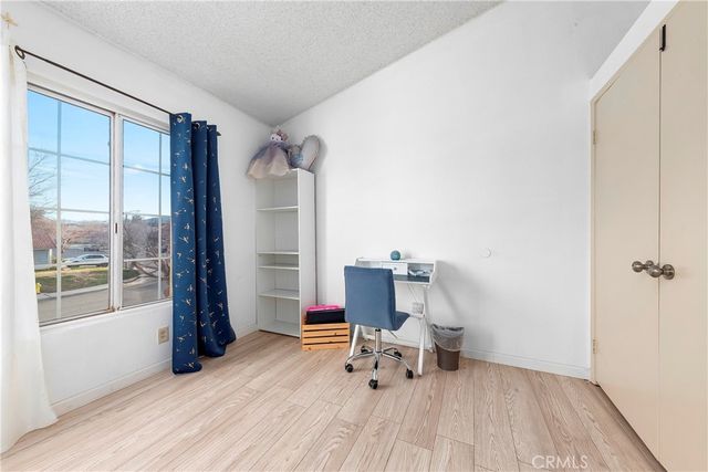 2047 Westminster, Palmdale, CA 93550