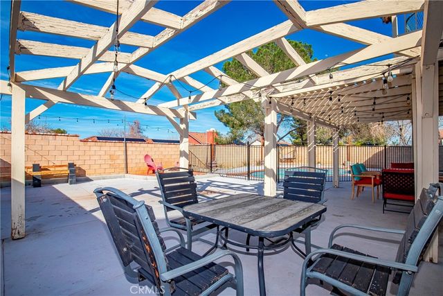 2047 Westminster, Palmdale, CA 93550