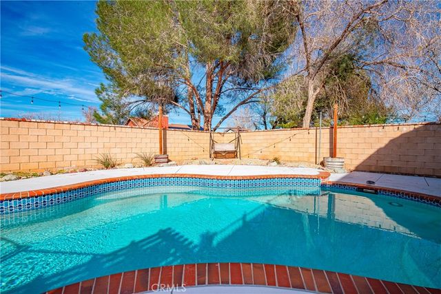 2047 Westminster, Palmdale, CA 93550