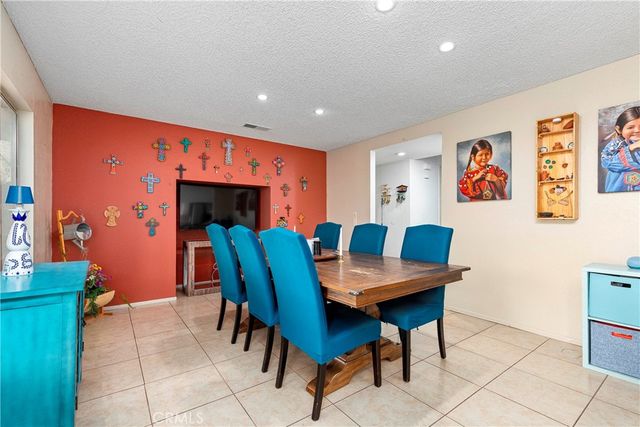 2047 Westminster, Palmdale, CA 93550