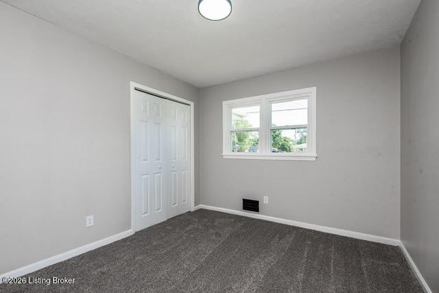 124 Harpers Ferry Rd, Louisville, KY 40214