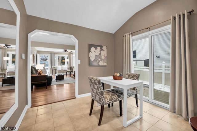 193 JACKSONVILLE DR., Parsippany-troy Hills Twp., NJ 07054