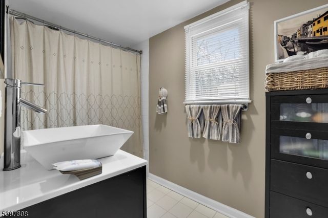 193 JACKSONVILLE DR., Parsippany-troy Hills Twp., NJ 07054